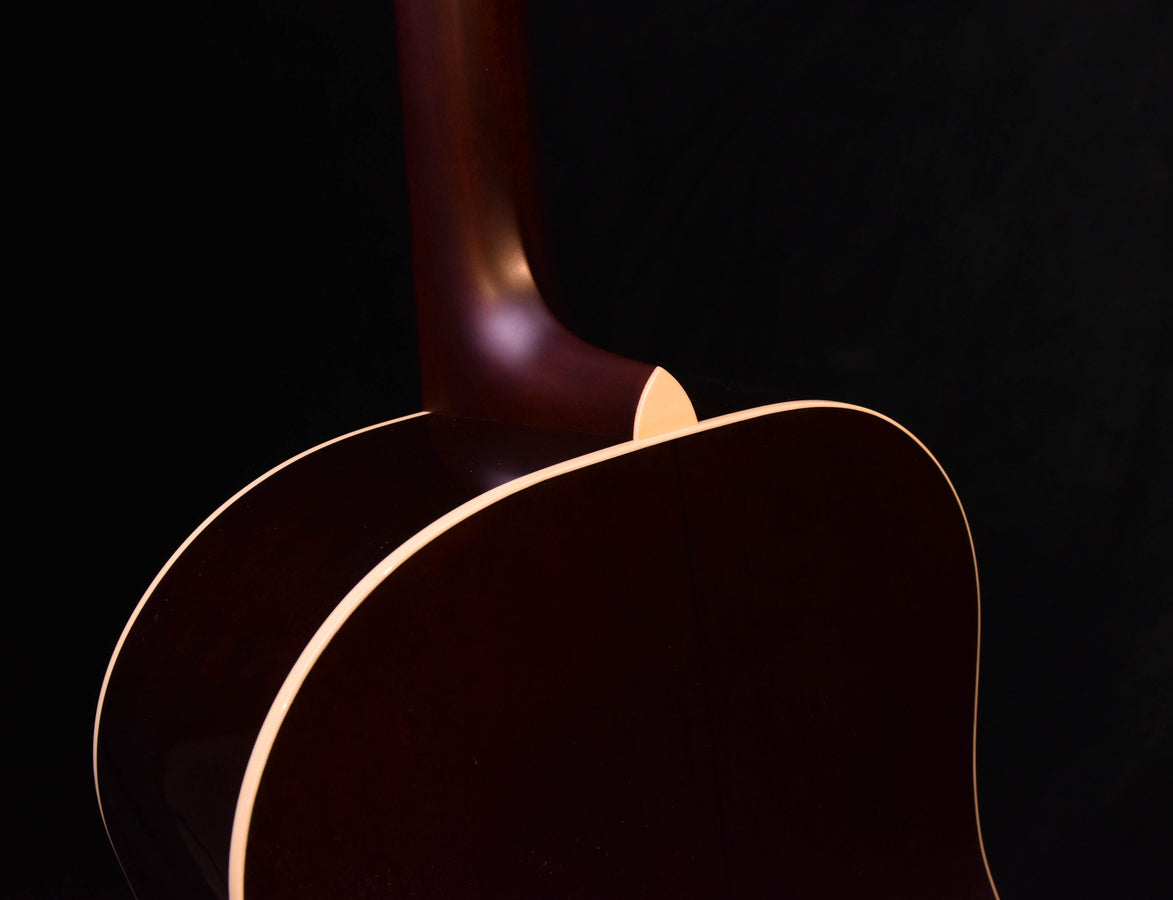 Santa Cruz VJ Vintage Jumbo Adirondack Spruce Top/ Hot Hide Glue/Adi Braces