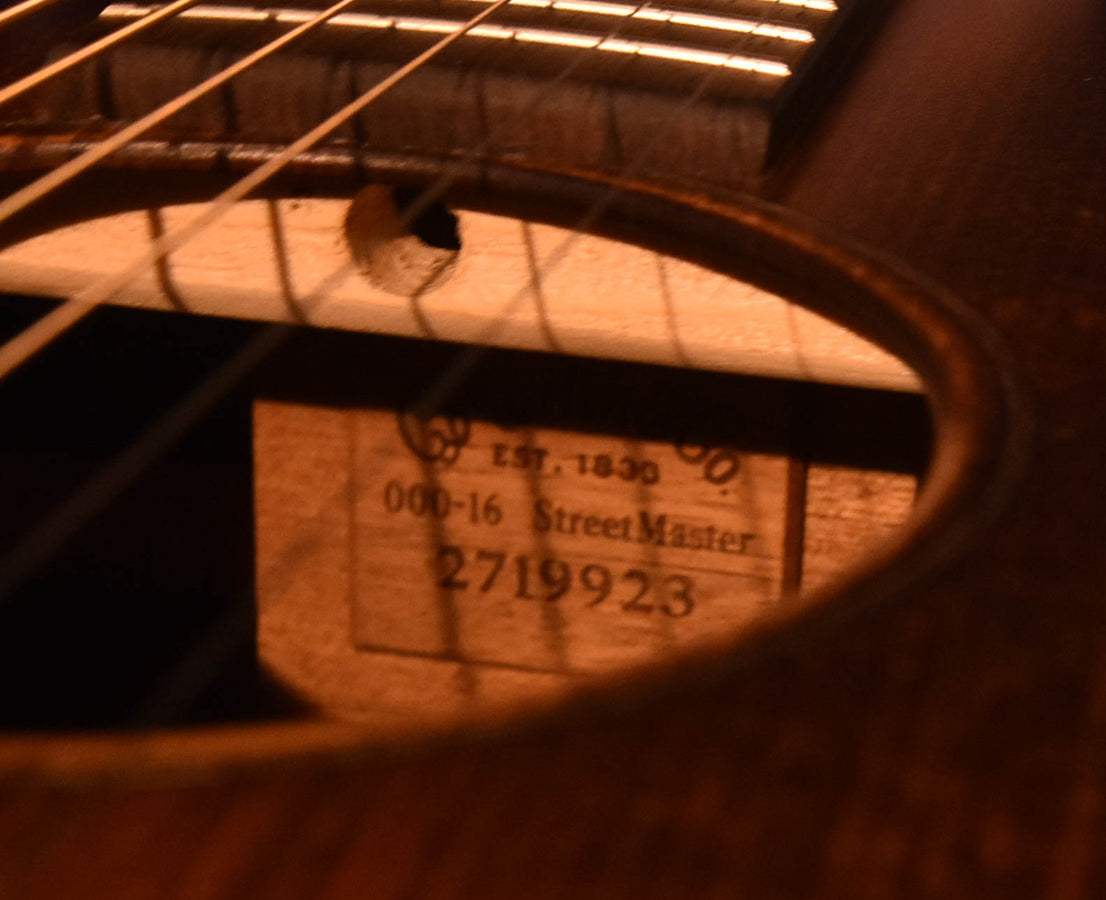 Martin 000-16 Streetmaster Acoustic Guitar VTS Adirondack Spruce Top