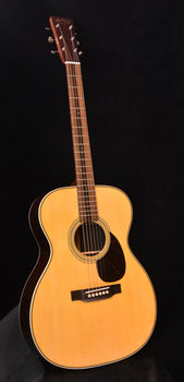 martin om-28 acoustic guitar