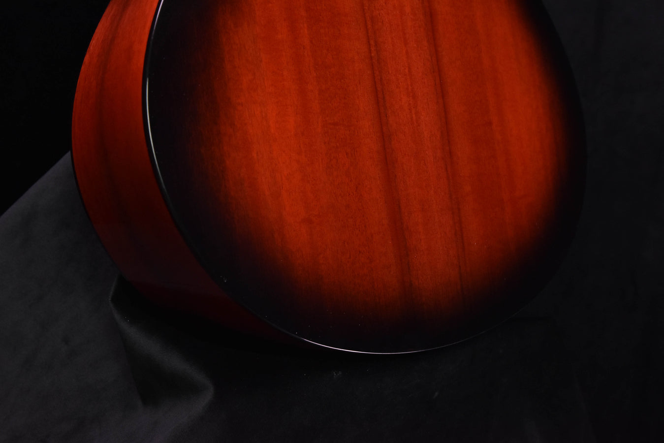 Breedlove Oregon Concert Ember CE Guitar- All Myrtlewood LTD