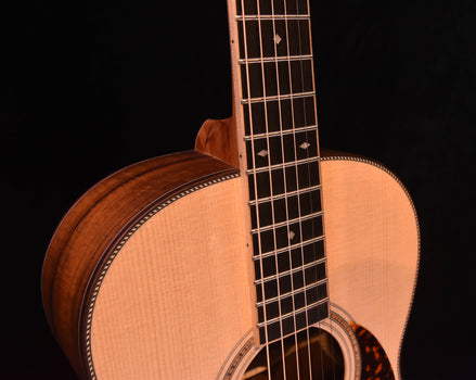 larrivee 00-40 koa special acoustic guitar