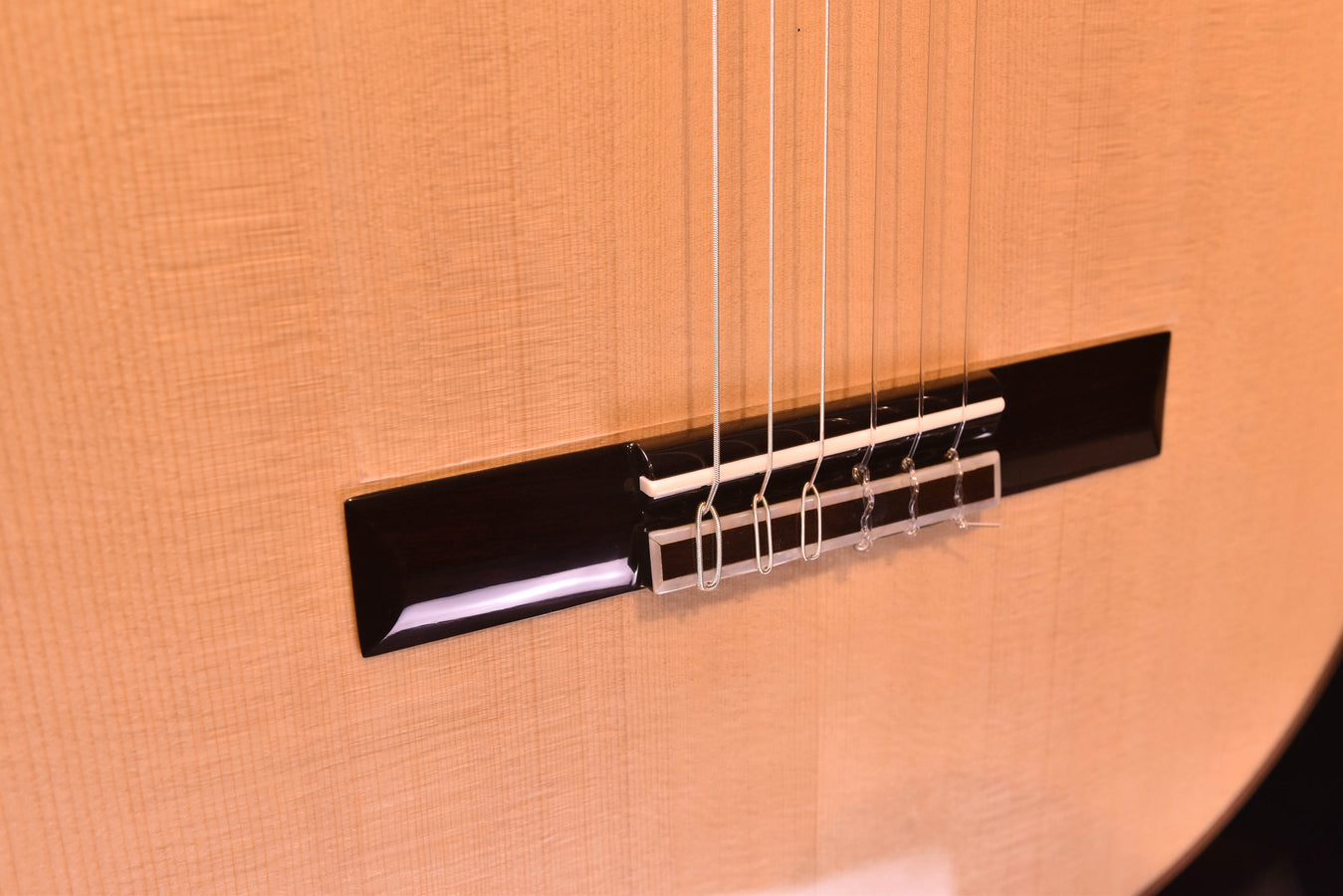 Cordoba F10 Flamenco Guitar with Rigid Polyfoam Case