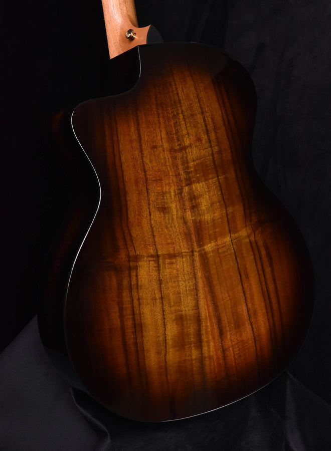 Taylor 224CE-K DLX Cutaway Guitar