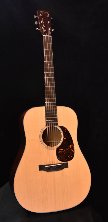 Martin D-18 Authentic 1937 VTS Acoustic Dreadnought Guitar