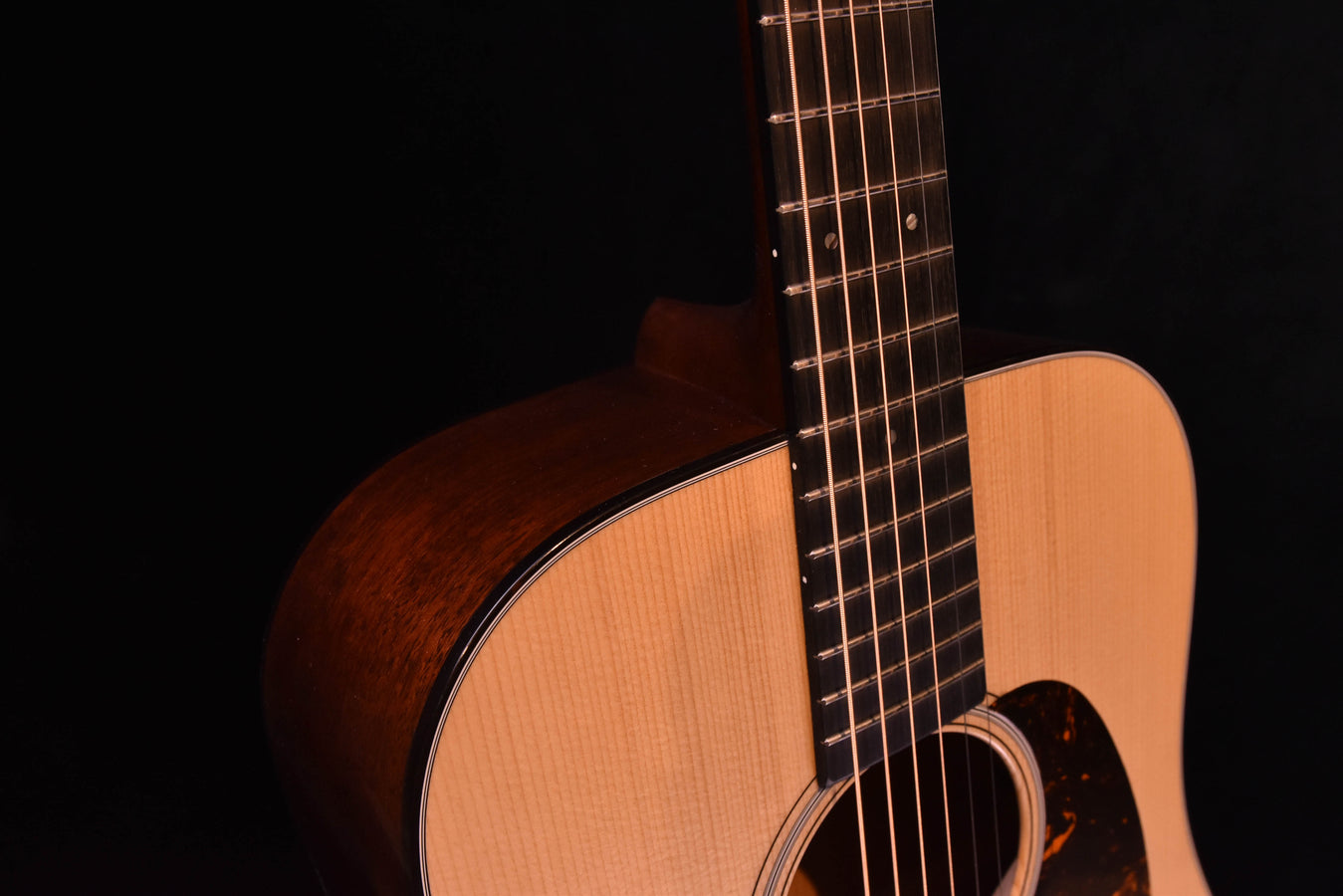 Martin D-18 Authentic 1937 VTS Acoustic Dreadnought Guitar