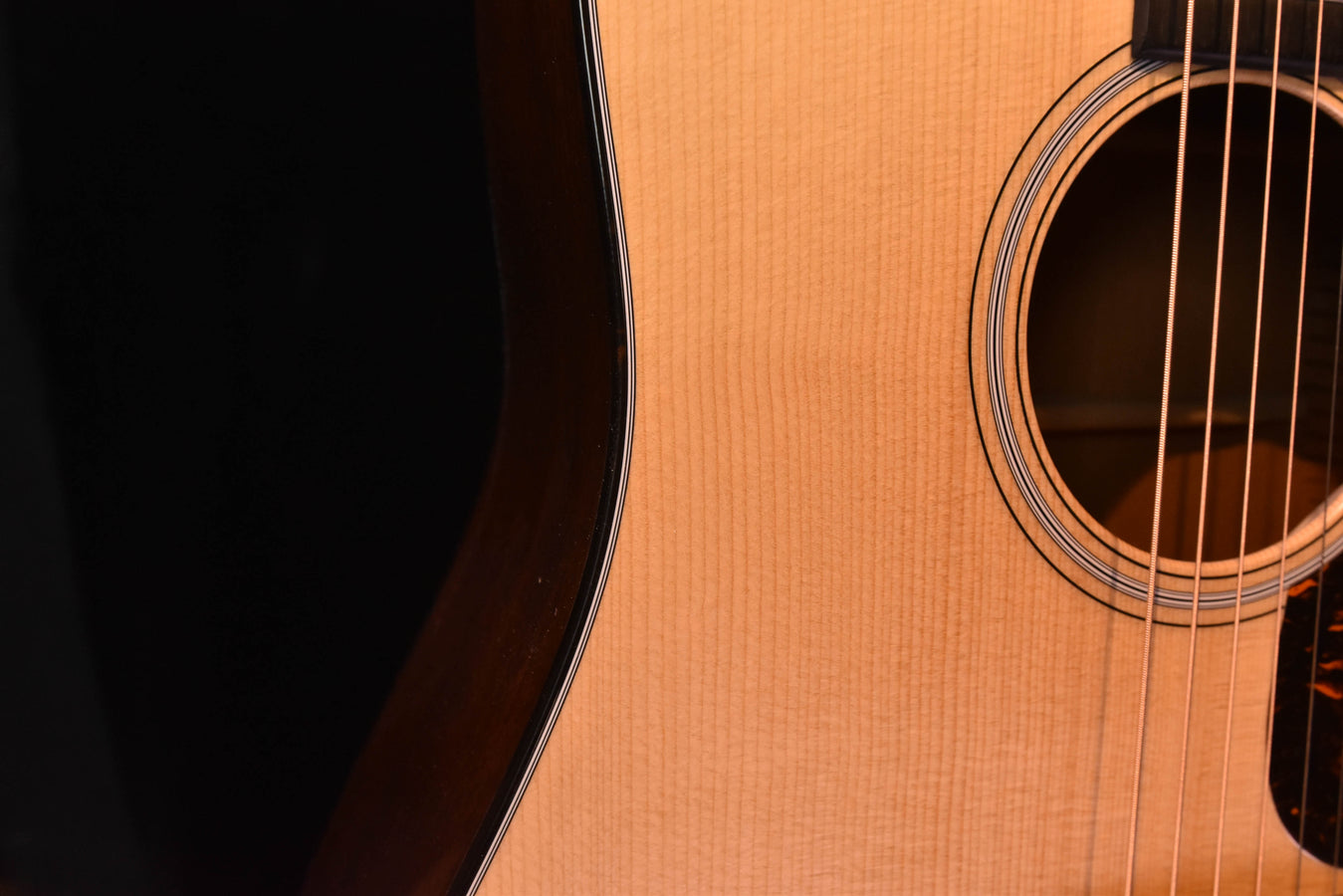 Martin D-18 Authentic 1937 VTS Acoustic Dreadnought Guitar