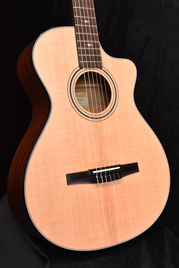 Taylor 312CE-N Nylon String Crossover