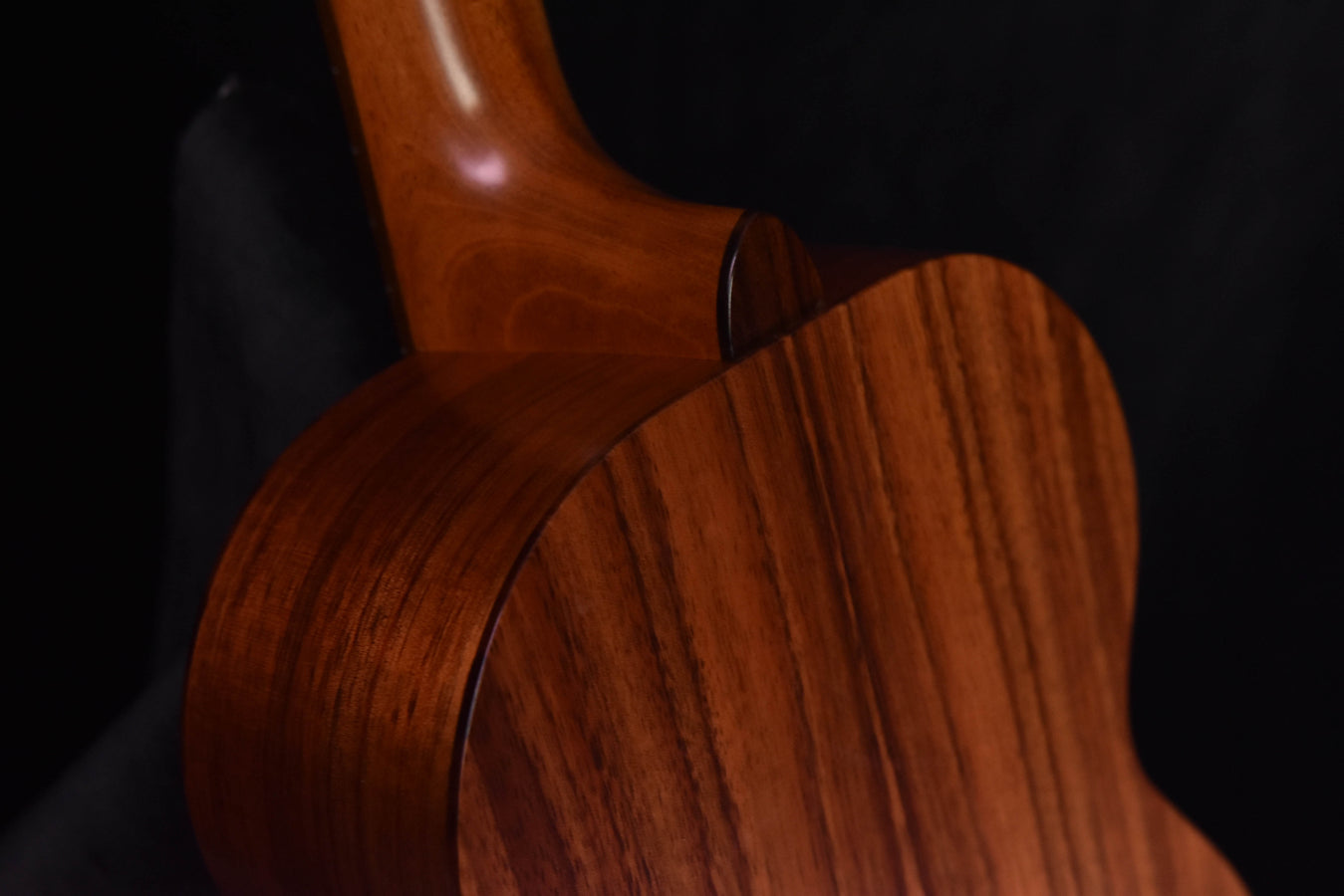 Kamaka HF-3 Tenor Ukulele