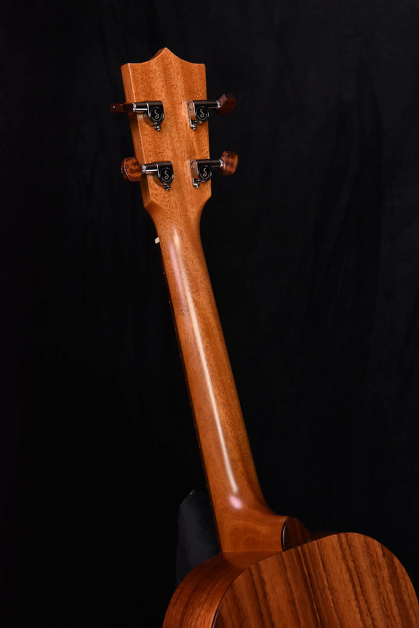Kamaka HF-3 Tenor Ukulele