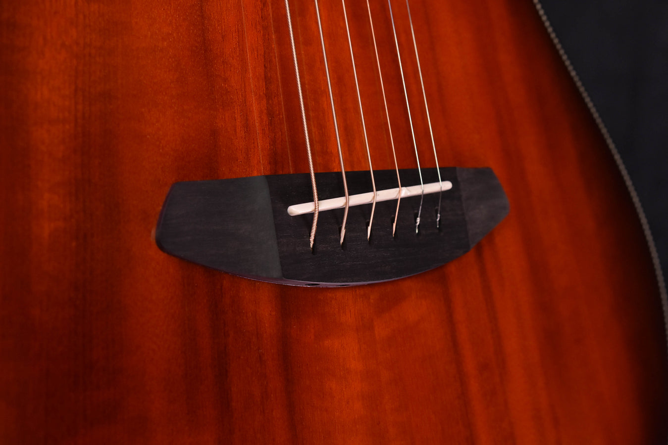 Breedlove Oregon Concert Bourbon CE All Myrtlewood Acoustic ELec Guitar