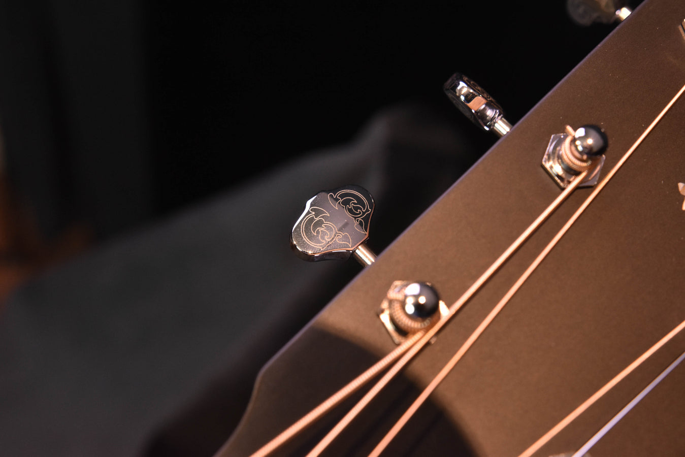 Larrivee OM-40 Shedua (Ovangkol) Special Edition!