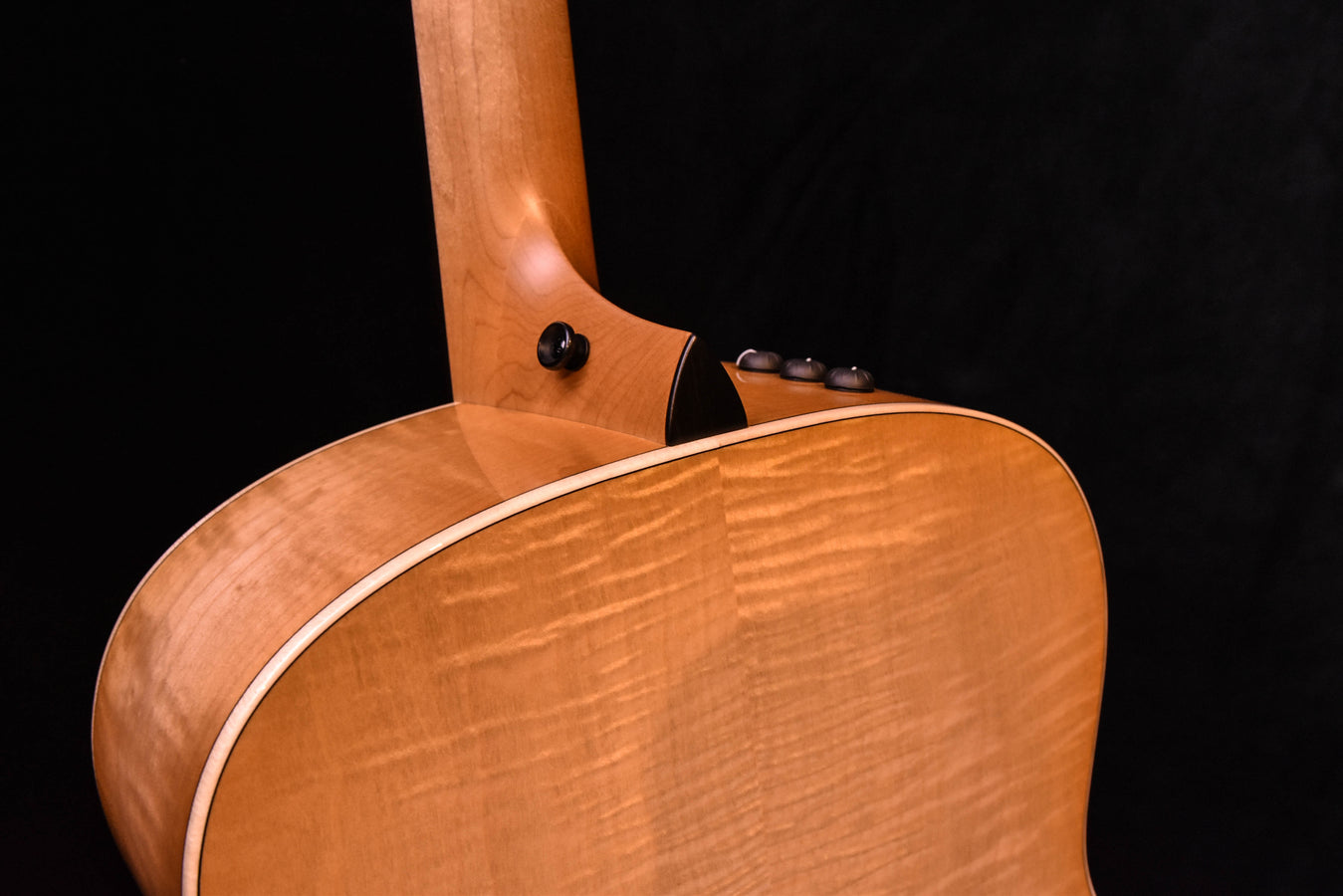 Jumbo Grand Orchestra 618E acoustic electric guitar with cutaway, antique blonde