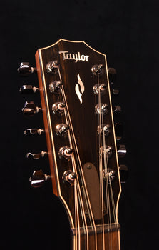 taylor 858e ltd 12 string jumbo acoustic guitar
