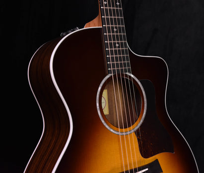 taylor 214ce-sb dlx cutaway guitar
