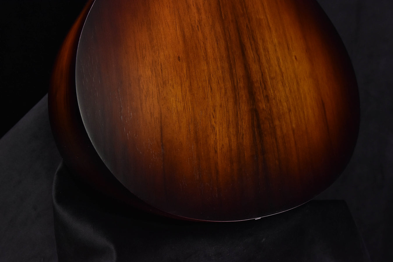 Taylor GS Mini-E Koa PLUS Shaded Edge Burst Acoustic-electric  guitar