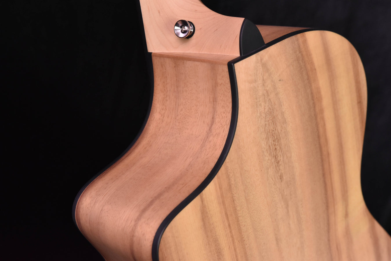 Breedlove Oregon Concert CE Sitka/ Myrtlewood Cutaway Acoustic Electric Guitar