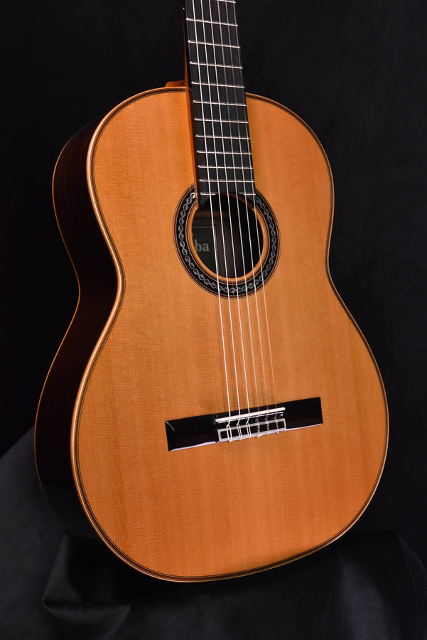 Cordoba C12 Cedar top Classical Guitar with case