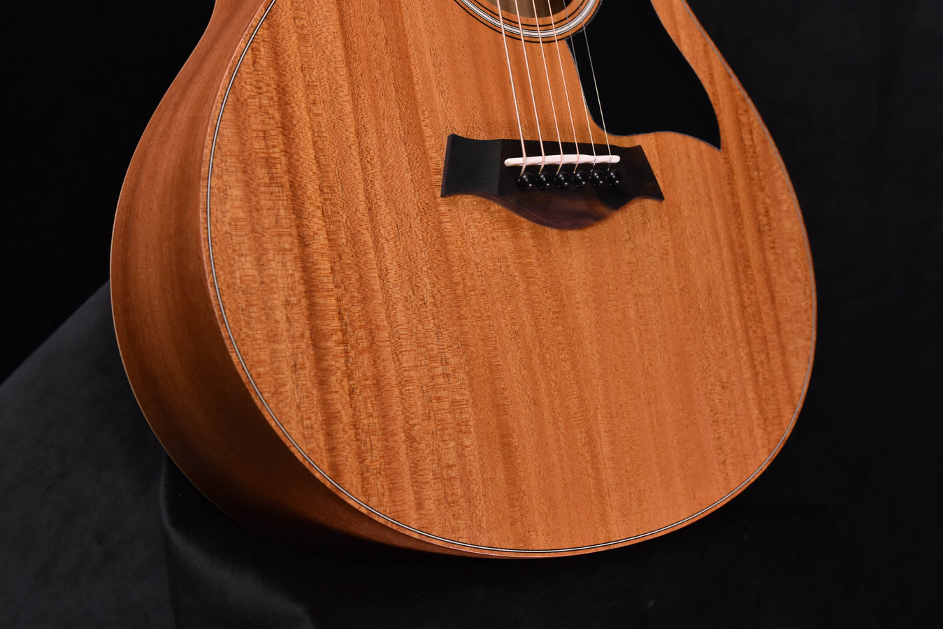 GS Mini Mahogany Layered Sapele Acoustic Guitar | Taylor Guitars