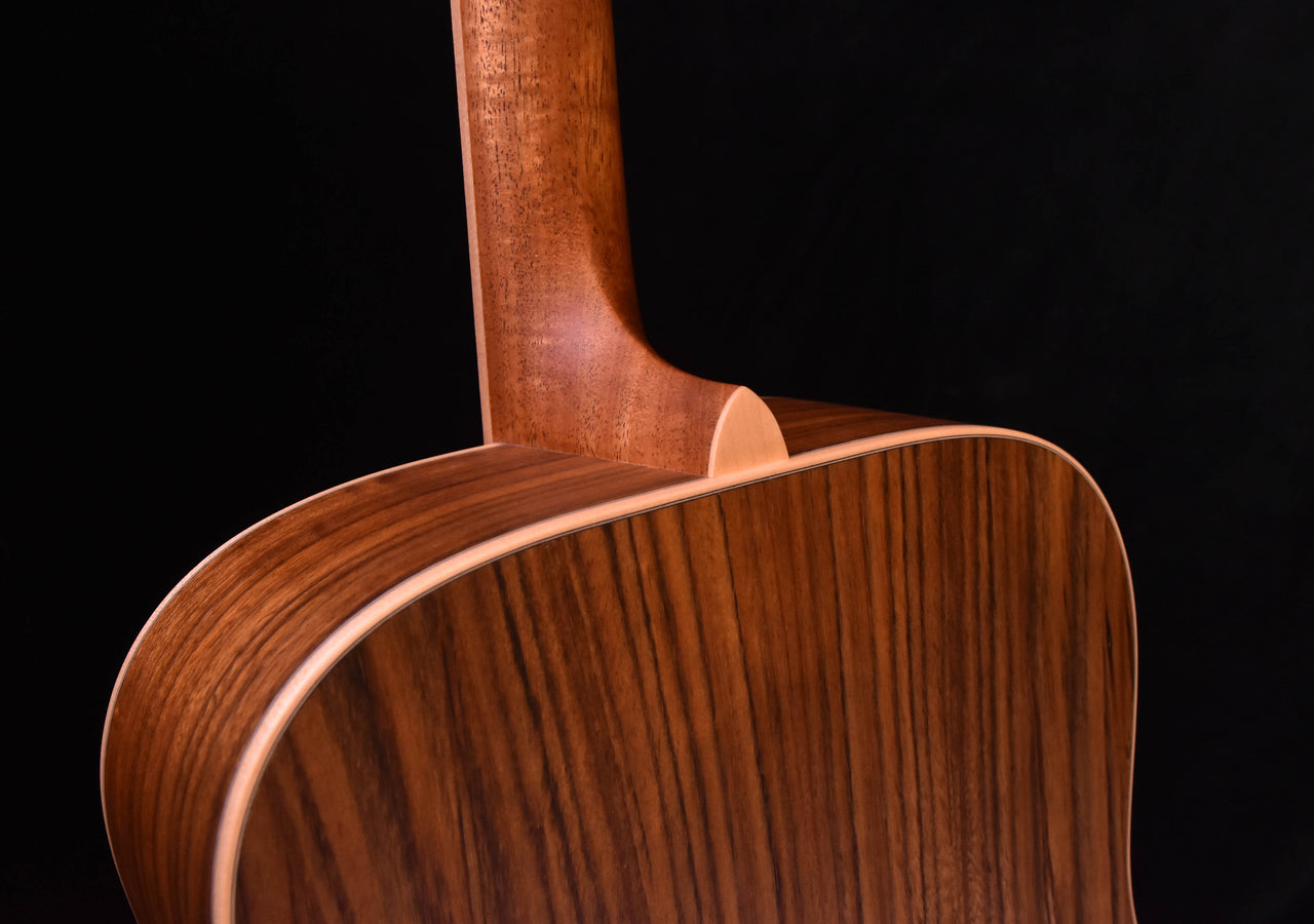 Larrivee D-40 Ovangkol (Shedua)/ Romanian Spruce Special Dreadnought Guitar