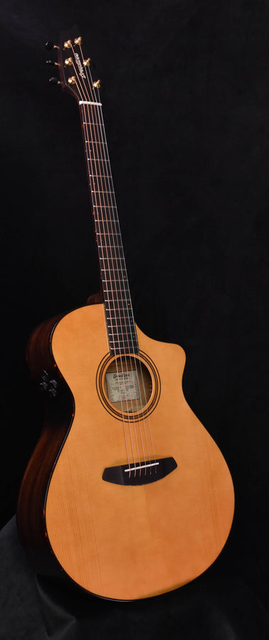 Breedlove Organic Performer Pro Concert Aged Toner CE European Spruce/Mahogany acoustic Electric Guitar