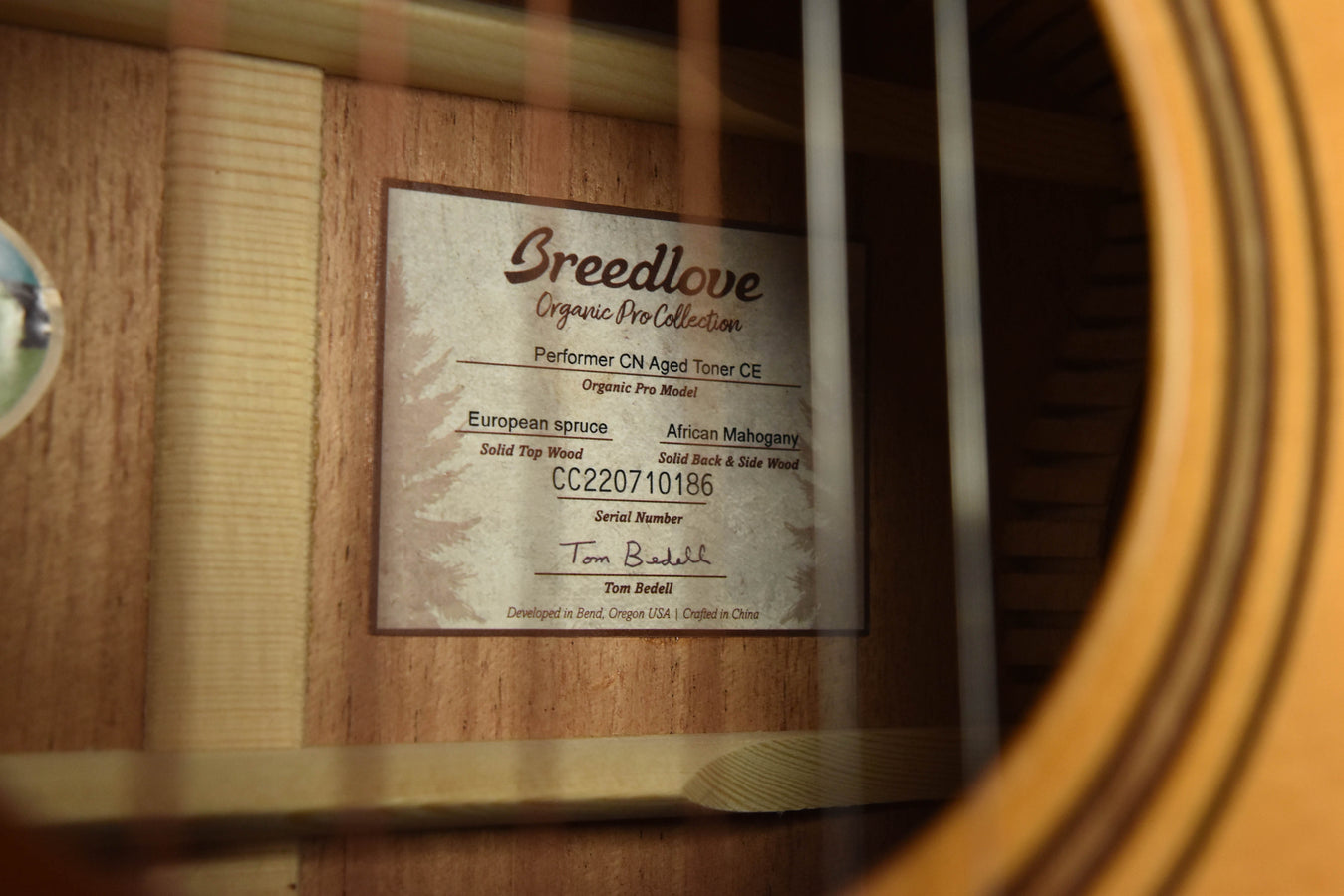 Breedlove Organic Performer Pro Concert Aged Toner CE European Spruce/Mahogany acoustic Electric Guitar