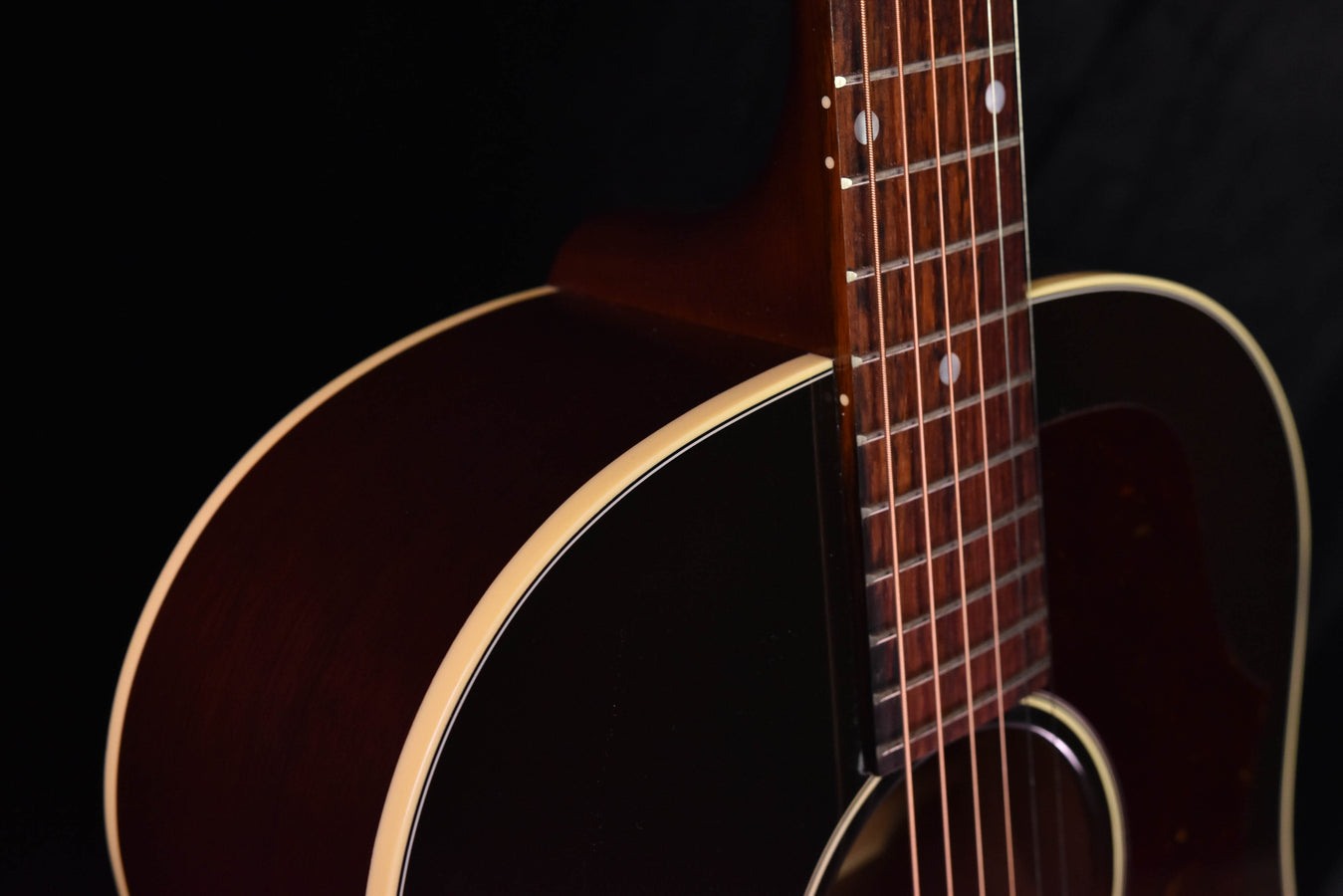 Gibson 50's J-45 Original Slope Shoulder Dreadnought guitar Vintage Sunburst Finish