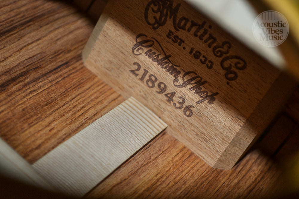 Martin Custom Shop 000-14 Fret Size Guatemalan Rosewood Abalone binding Torch headstock inlay