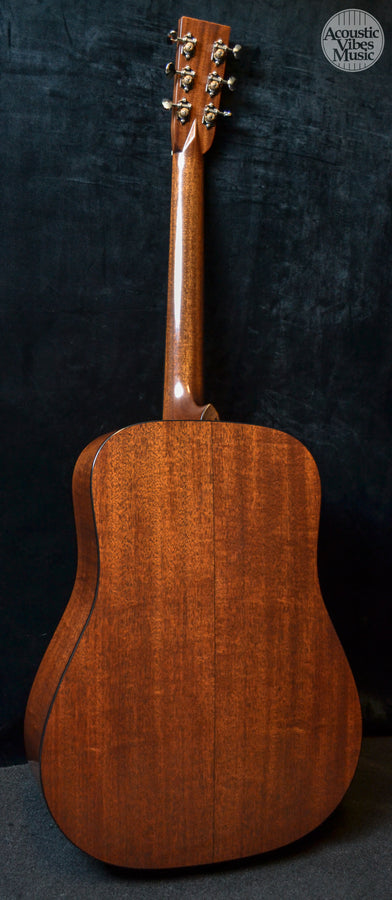 Bourgeois Country Boy Dreadnaught Sitka Top