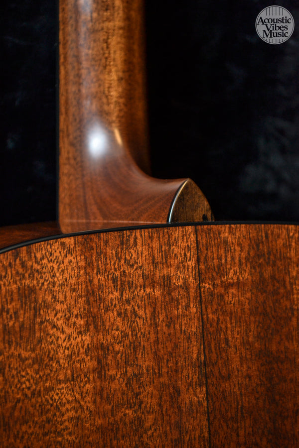 Bourgeois Country Boy Dreadnaught Sitka Top