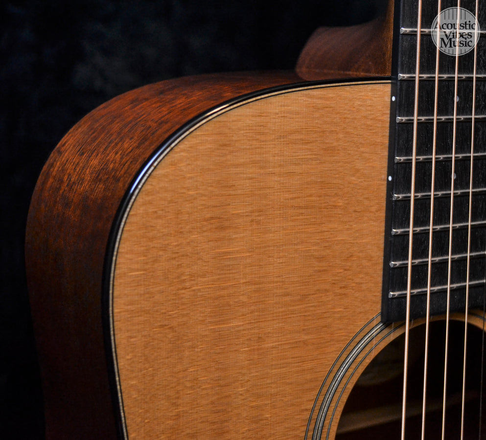 Bourgeois Country Boy Dreadnaught Sitka Top