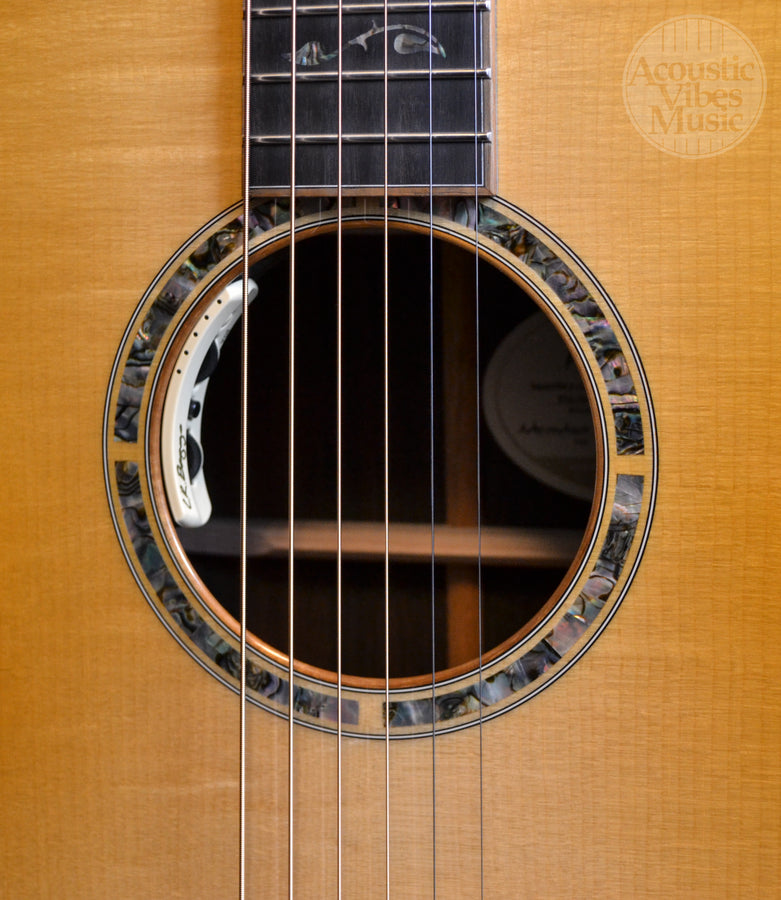 Breedlove Masterclass Parlor Brazilian Exclusive (Discontinued)