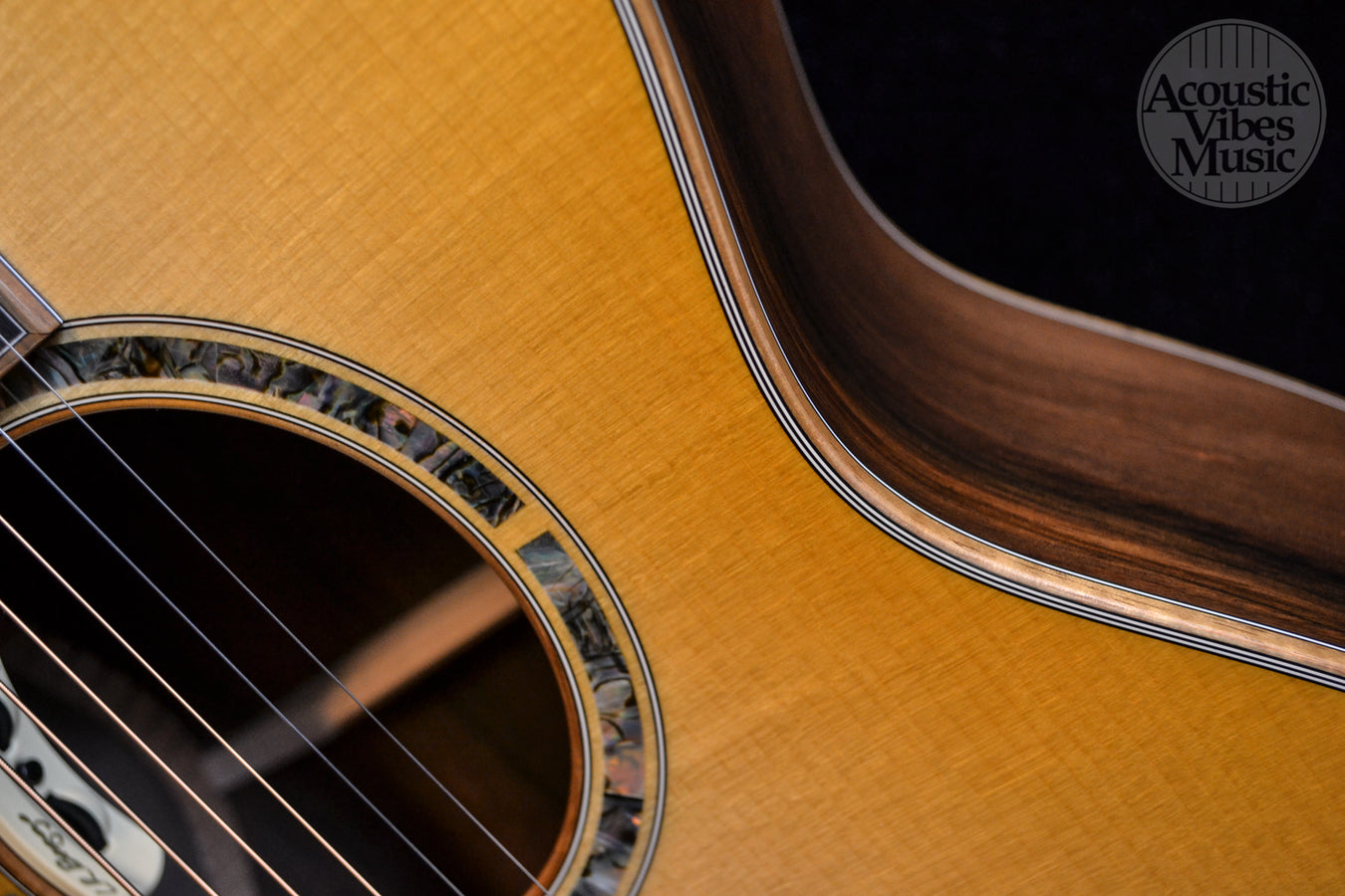 Breedlove Masterclass Parlor Brazilian Exclusive (Discontinued)