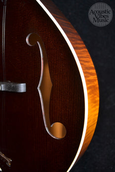 collings mt mandolin gloss sheraton brown top ivoroid binding- standard nut width