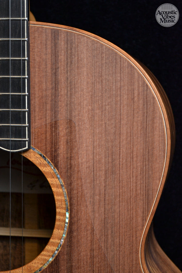 Lowden F50 Chechen / Sinker Redwood / Koa Binding