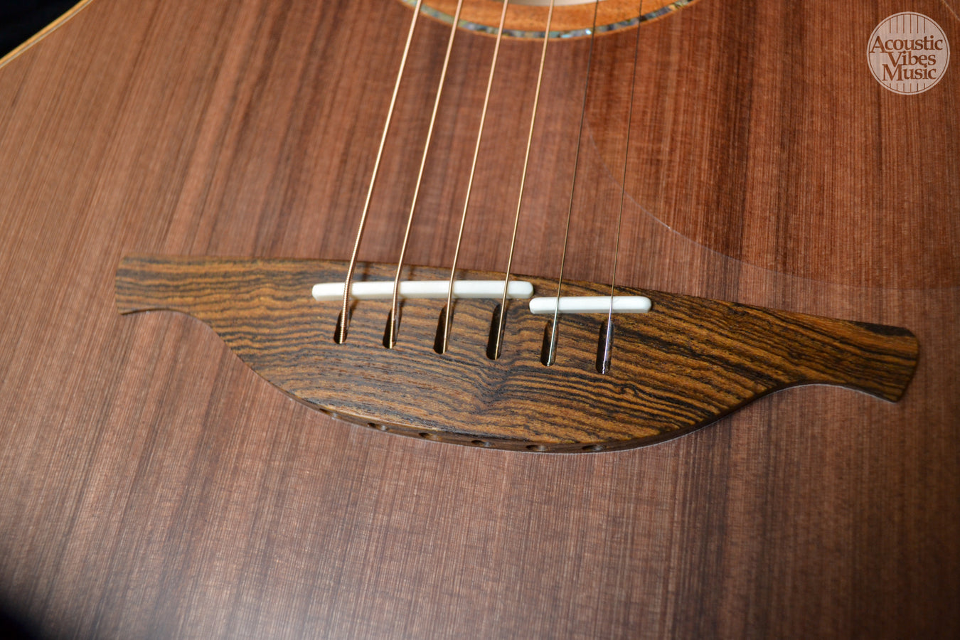 Lowden F50 Chechen / Sinker Redwood / Koa Binding