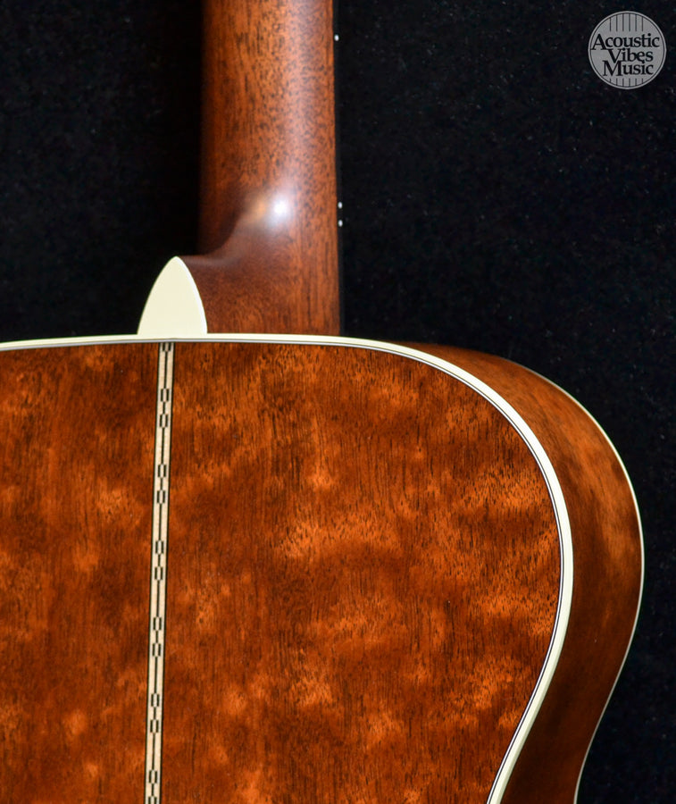 Martin Custom Shop 00-14 Fret Size Quilt Mahogany / Swiss Alpine Spruce